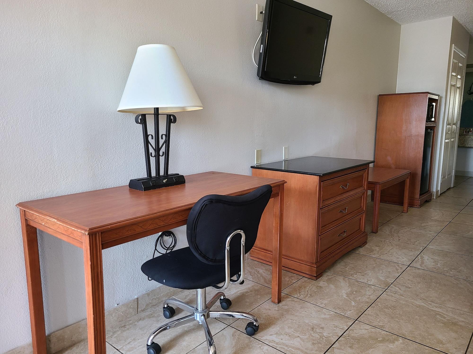 Quality Inn & Suites Orlando East - Ucf Area Alafaya Екстер'єр фото