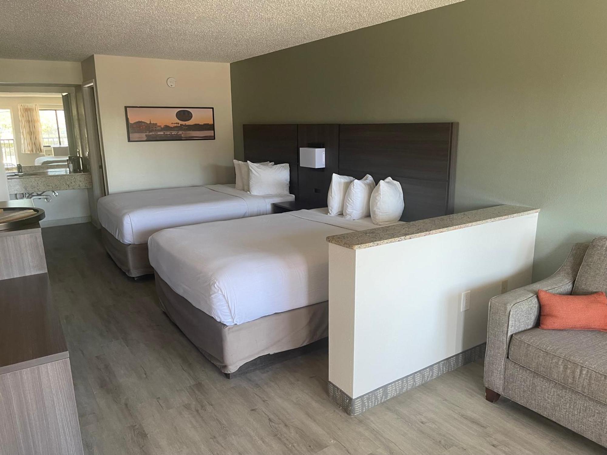 Quality Inn & Suites Orlando East - Ucf Area Alafaya Екстер'єр фото