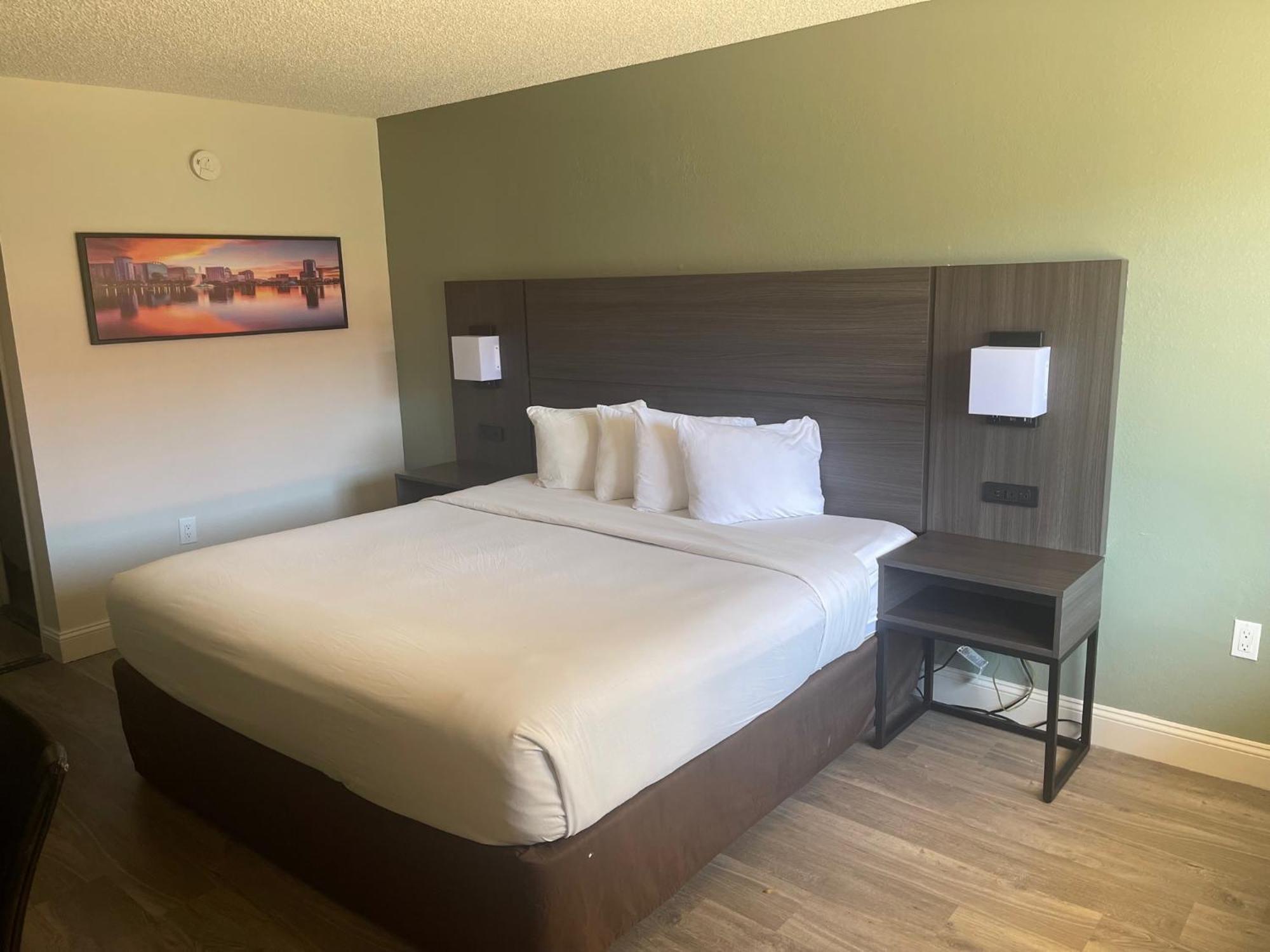 Quality Inn & Suites Orlando East - Ucf Area Alafaya Екстер'єр фото